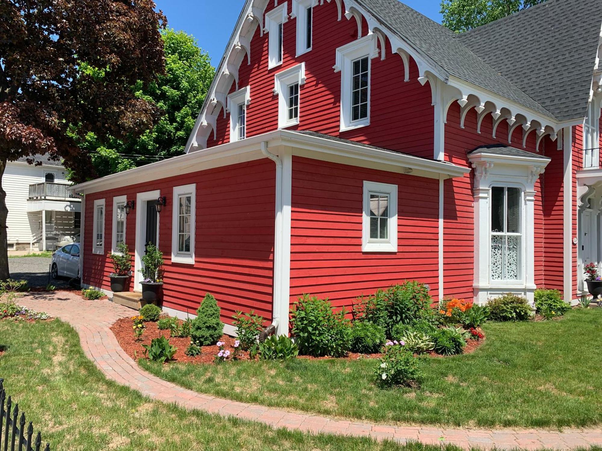 Bed and breakfast The Red House Frédéricton Extérieur photo